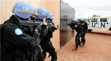 Chinese peacekeeping police serve for peace in Liberia