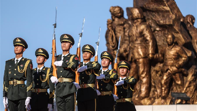 Flower baskets laid to mark 70th anniversary of War to Resist US Aggression and Aid Korea